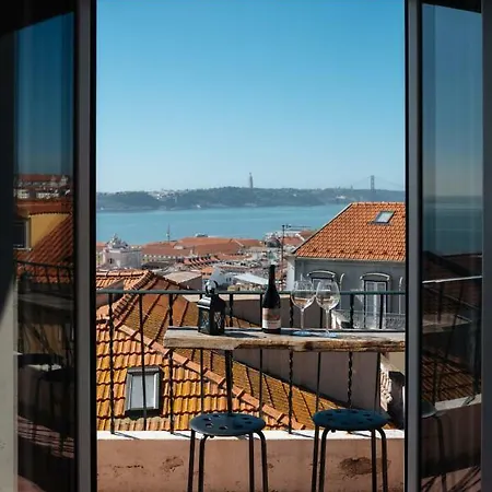 Castle Apartment Lissabon