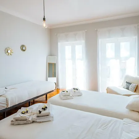 Castle Apartment *